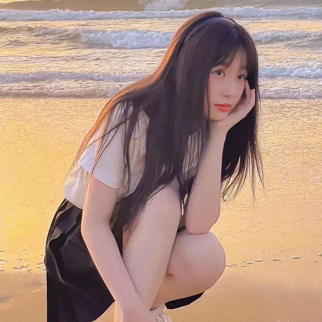 她从灰烬中走来